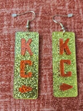 KC Gold Or RED Glitter Drop Earrings